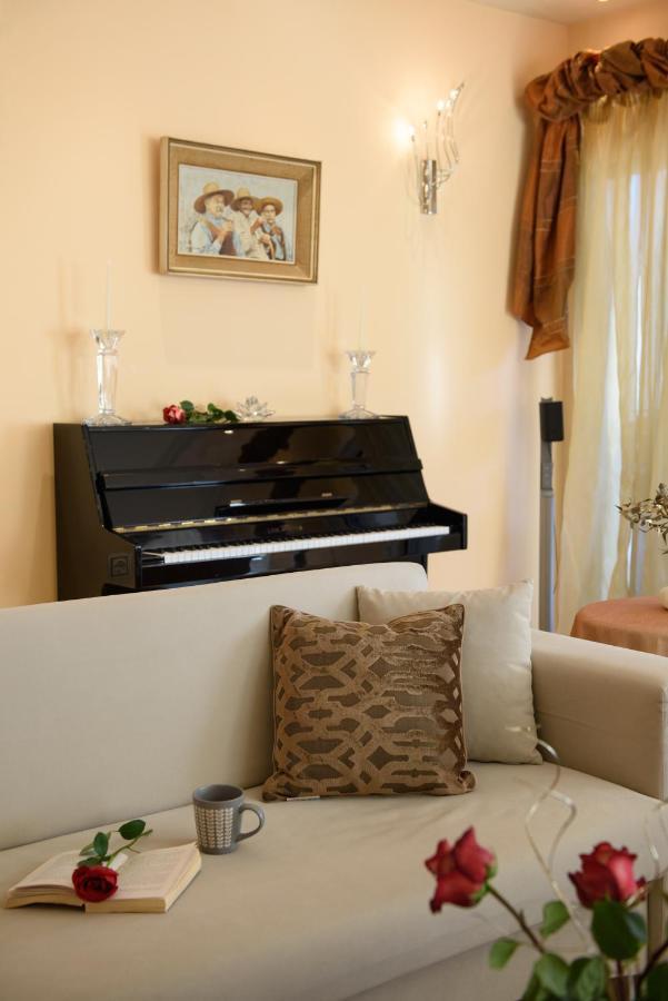 Villa Magic Perla Gouvia Luaran gambar